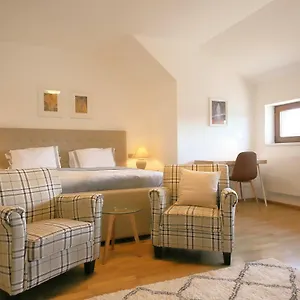 Expat House Apartmán