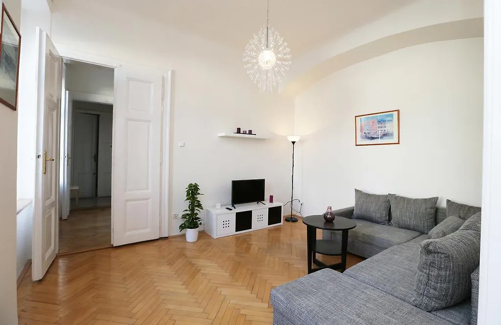 Greg Apartments Kampa Прага