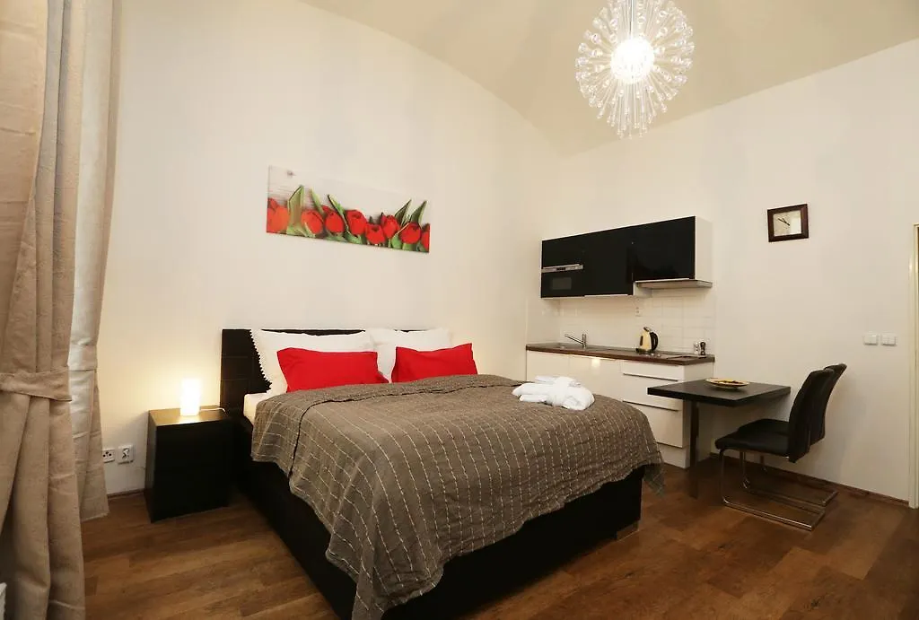 Greg Apartments Kampa Прага